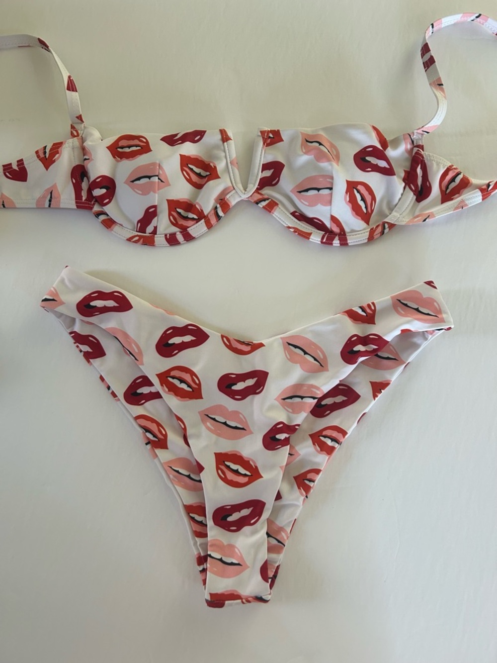 Kiss Print Bikini Set - Lip Pattern